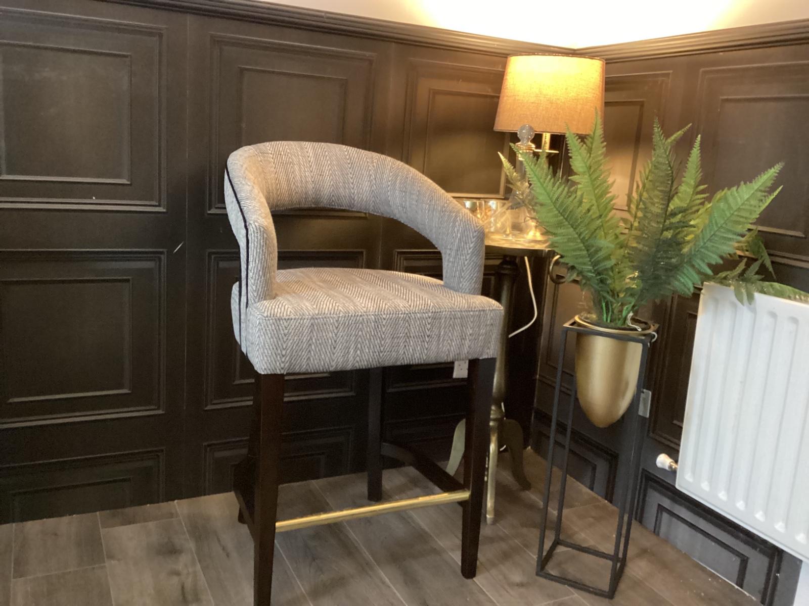Herringbone tub-back bar stool